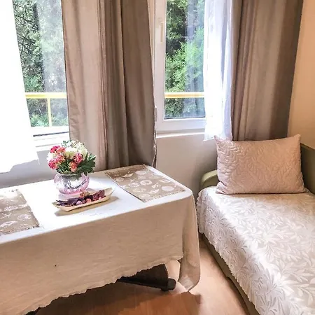 Relaxing & Comfy Apartment, Near Beach
